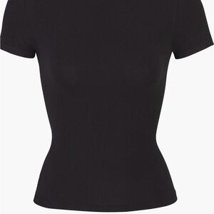 Skims Women's Top